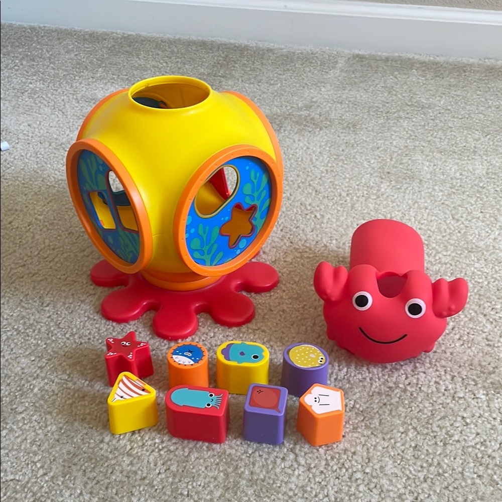 FAO Schwarz Sort & Sea Sorter - 10 Pieces